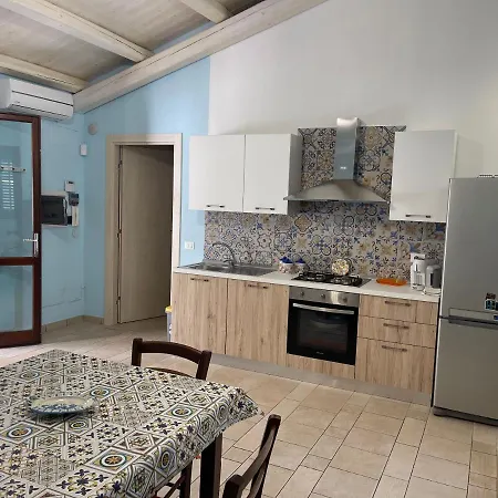 Con Piscina Villa