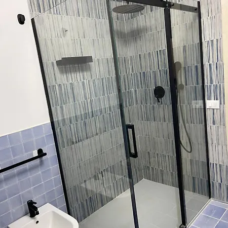 Con Piscina Villa